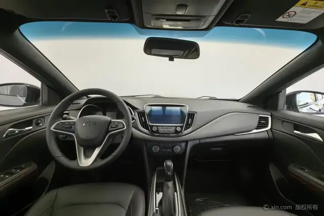 CHEVROLET CRUZE 2WD 2022