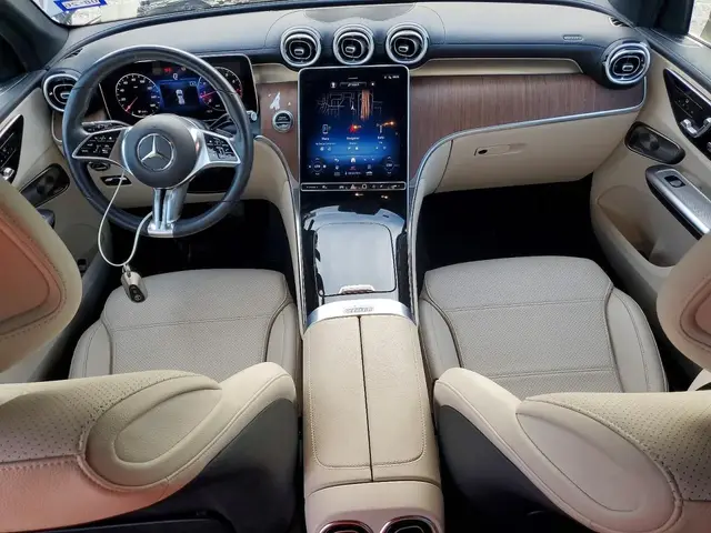 MERCEDES-BENZ GLC-CLASS 2023