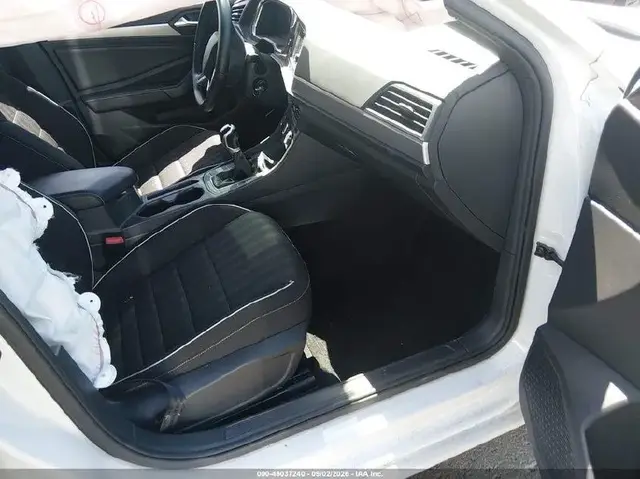 VOLKSWAGEN JETTA 2023
