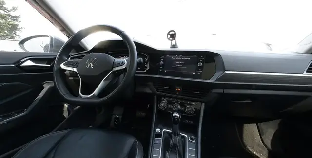 VOLKSWAGEN JETTA HIGHLINE 2024