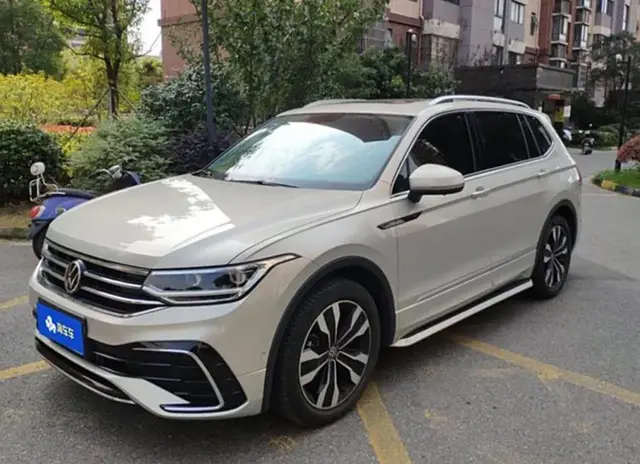 VOLKSWAGEN TIGUAN L 2022