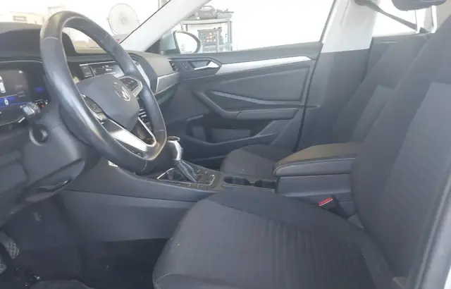 VOLKSWAGEN JETTA 2022
