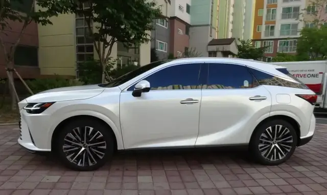 LEXUS RX LUXURY 2025