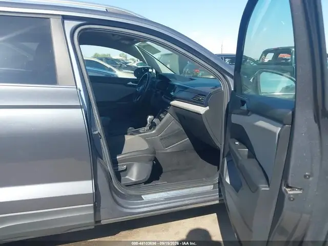 VOLKSWAGEN TAOS SE 2022