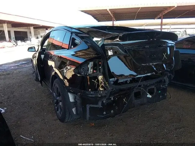 TESLA MODEL X 2023