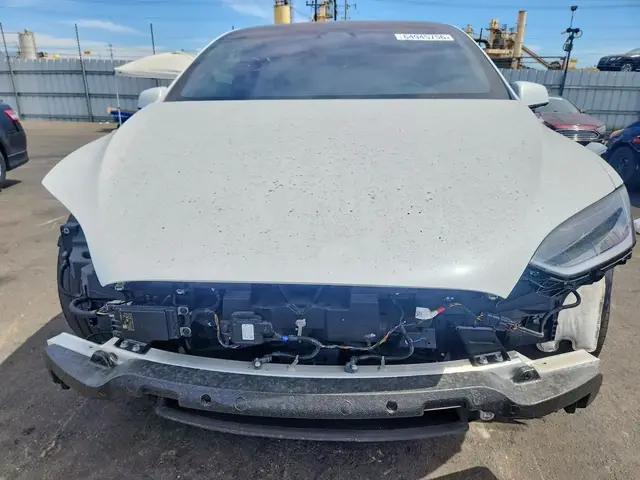 TESLA MODEL X 2023