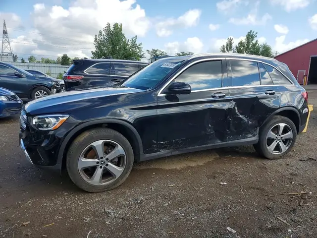 MERCEDES-BENZ GLC 300 2022