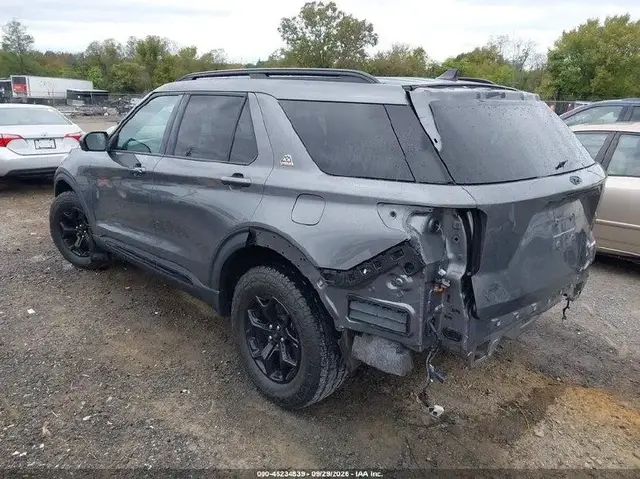 FORD EXPLORER 2023
