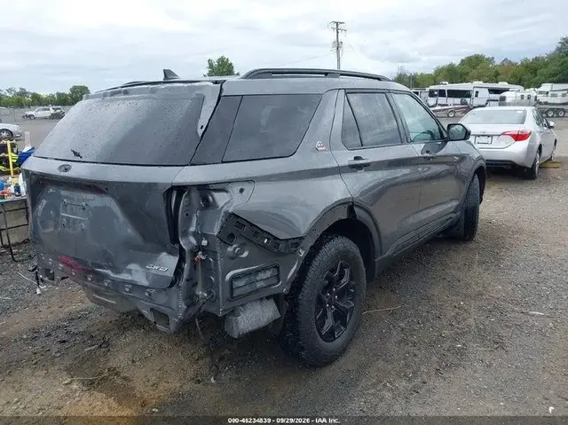 FORD EXPLORER 2023