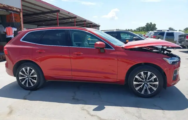 VOLVO XC60 0 2023