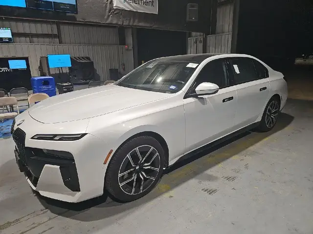BMW 740I 2025