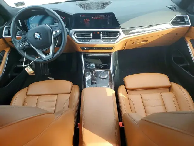 BMW 330XI 2021