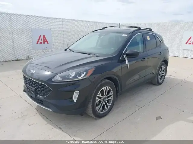FORD ESCAPE SEL 2022