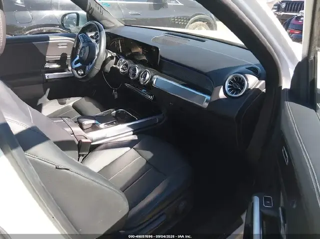 MERCEDES-BENZ GLB 250 4MATIC 2022