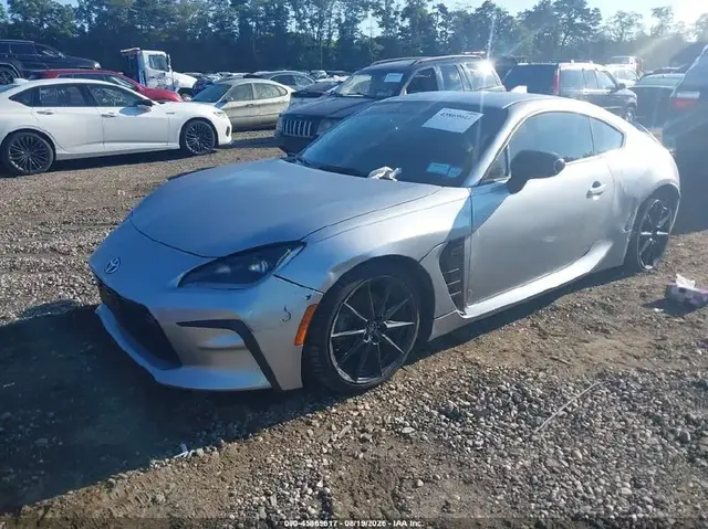 TOYOTA GR86 PREMIUM 2024