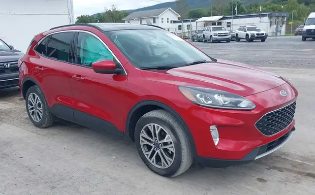 FORD ESCAPE SEL 2022