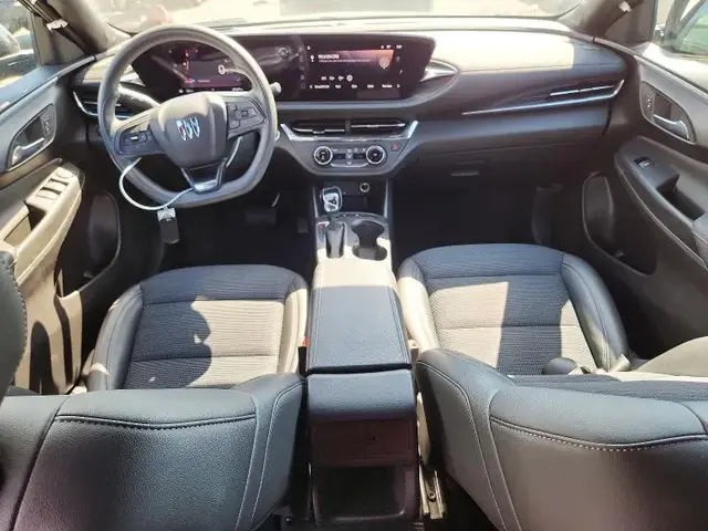 BUICK ENVISTA PREFERRED 2025