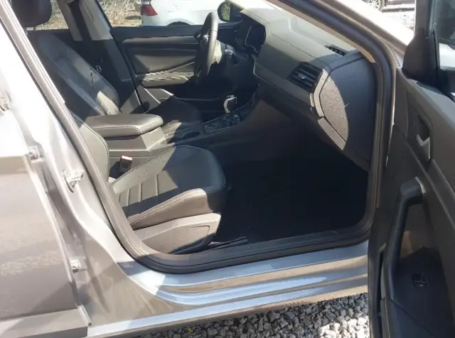 VOLKSWAGEN JETTA SE 2022