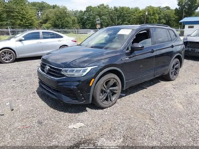 VOLKSWAGEN TIGUAN SE 2023