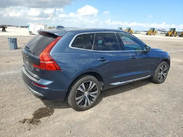 VOLVO XC60 2021
