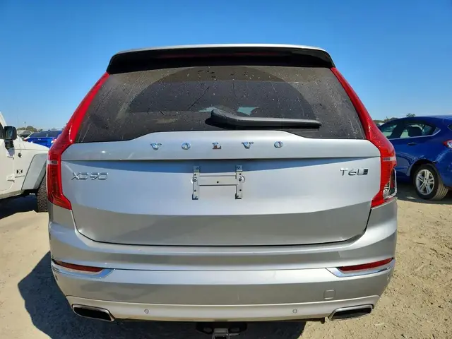 VOLVO XC90 2016