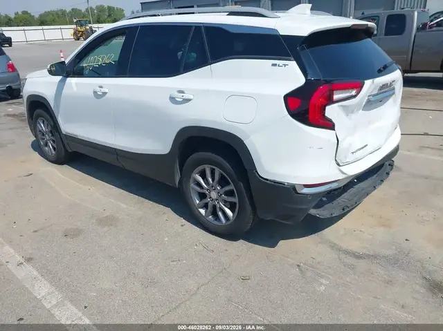 GMC TERRAIN SLT 2024