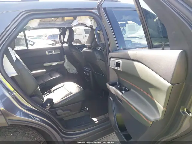 FORD EXPLORER TIMBERLINE 2 2022