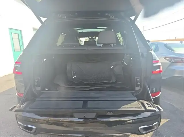 BMW X7 XDRIVE40I 2023