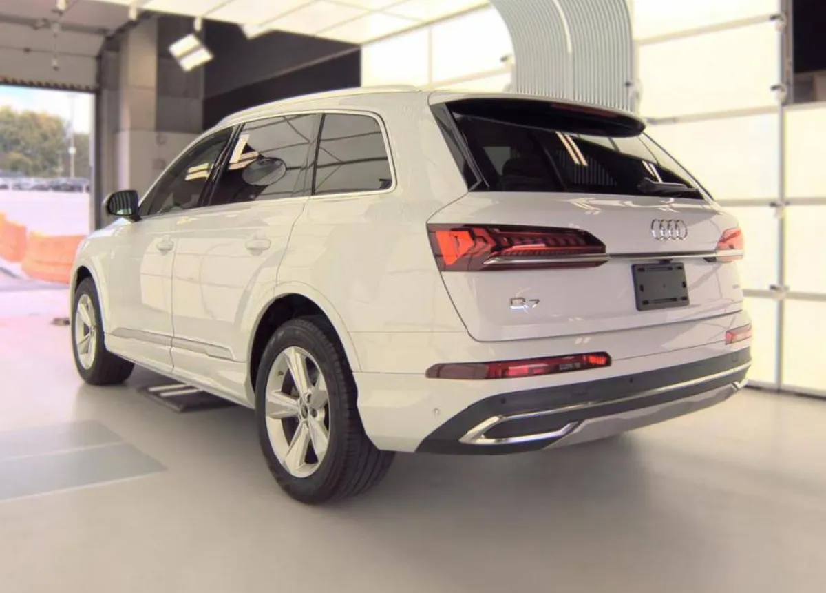 AUDI Q7 PREMIUM 2023