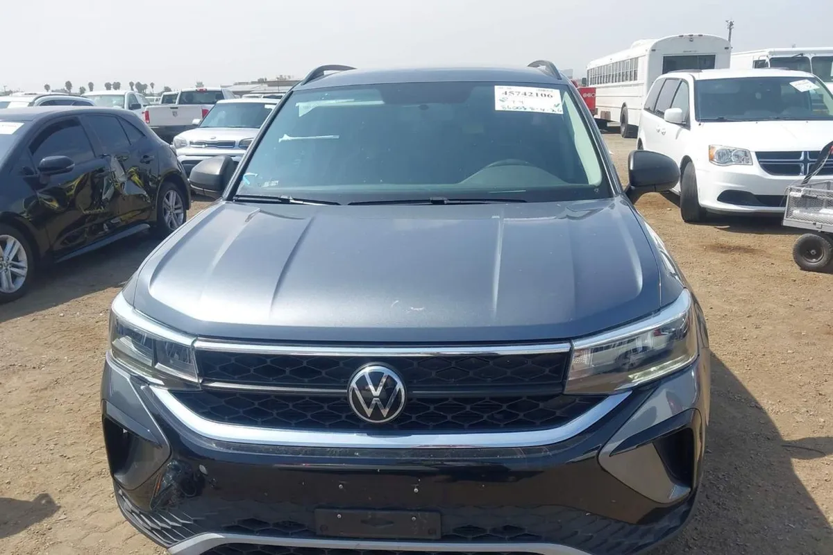 VOLKSWAGEN TAOS S 2022