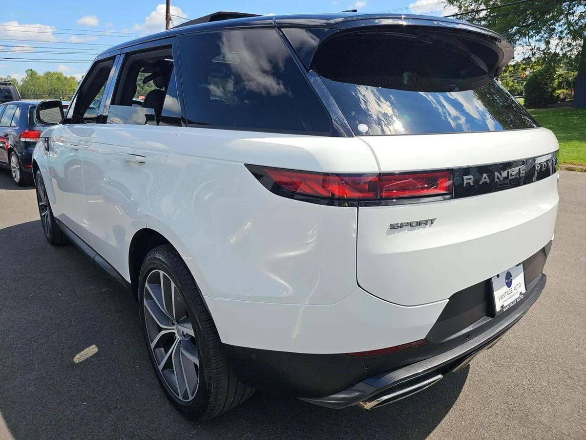 LAND ROVER RANGE ROVER SPORT SE 2023