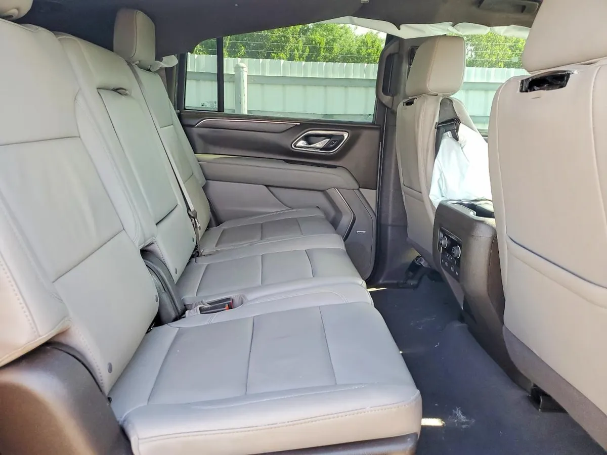 CHEVROLET SUBURBAN K1500 LT 2023