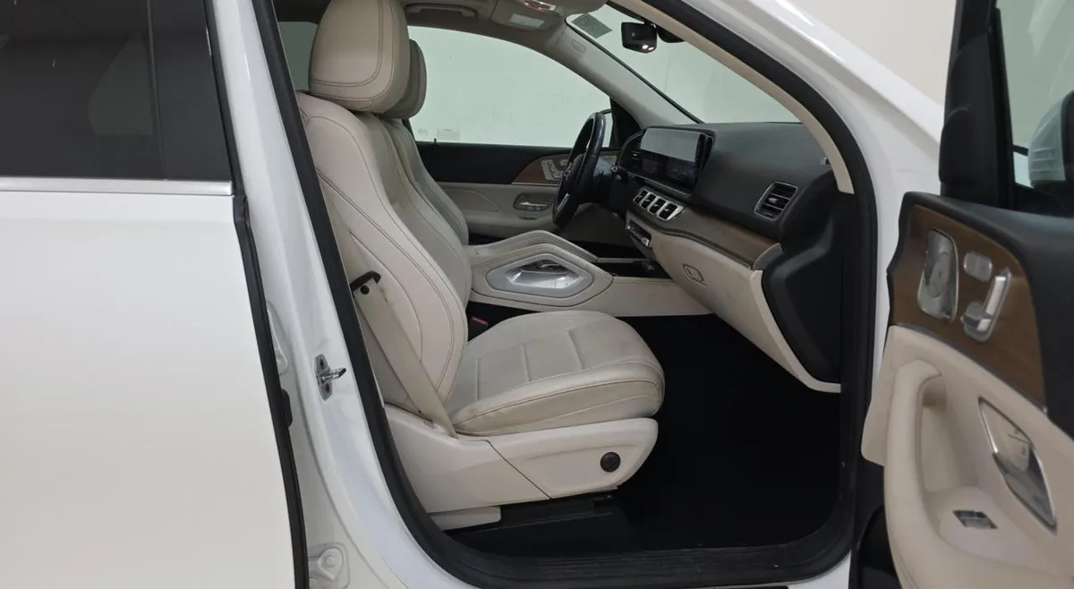 MERCEDES-BENZ GLE PREMIUM PACKAGE (КАМЕРЫ 360 С ОБЗОРОМ BURMESTER ПРЕМИУМ АУДИО РОЗЕТКА 115V) ПАНОРАМНАЯ КРЫША 19 ДИСК 2022