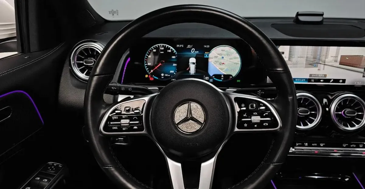 MERCEDES-BENZ GLB-CLASS D 2022