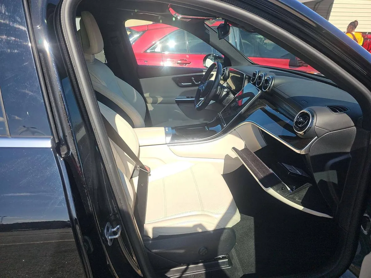 MERCEDES-BENZ GLC 300 4MATIC 2023