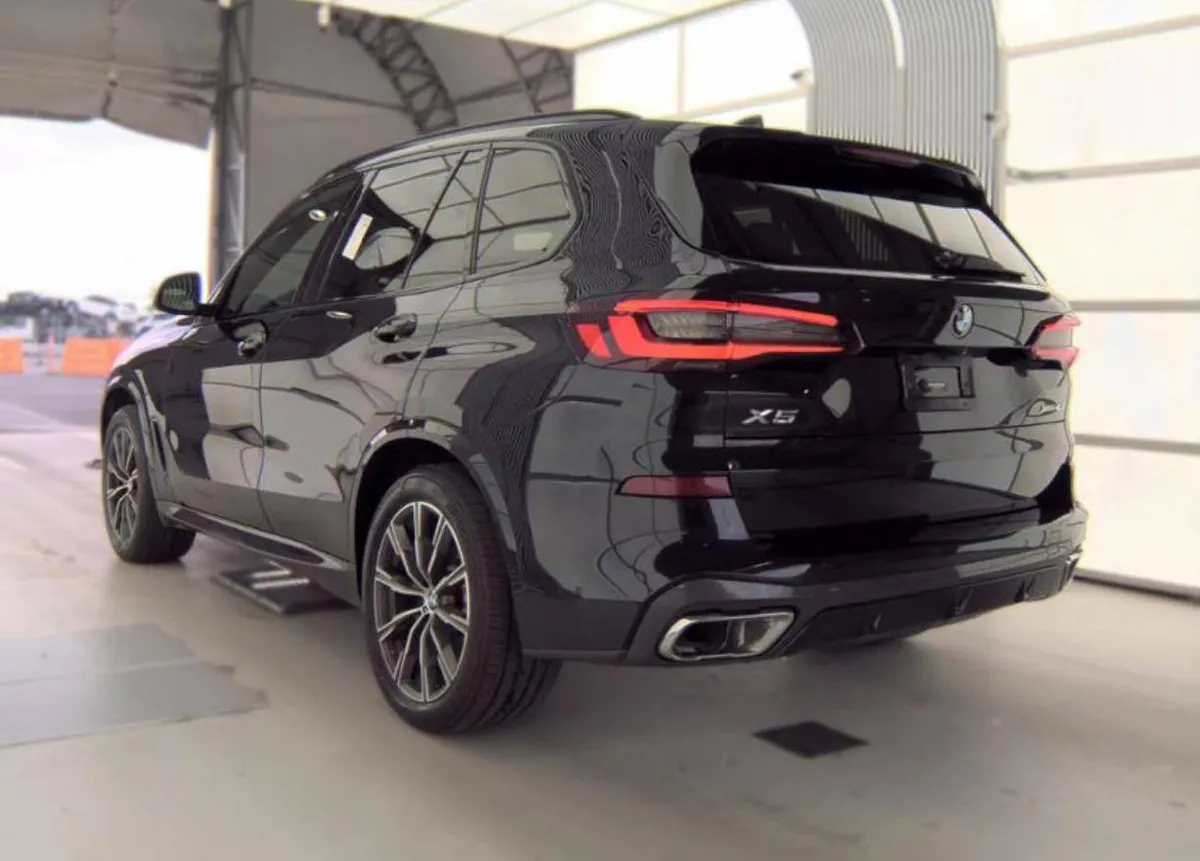BMW X5 SPORTS ACTIVITY VEHICLE 2022