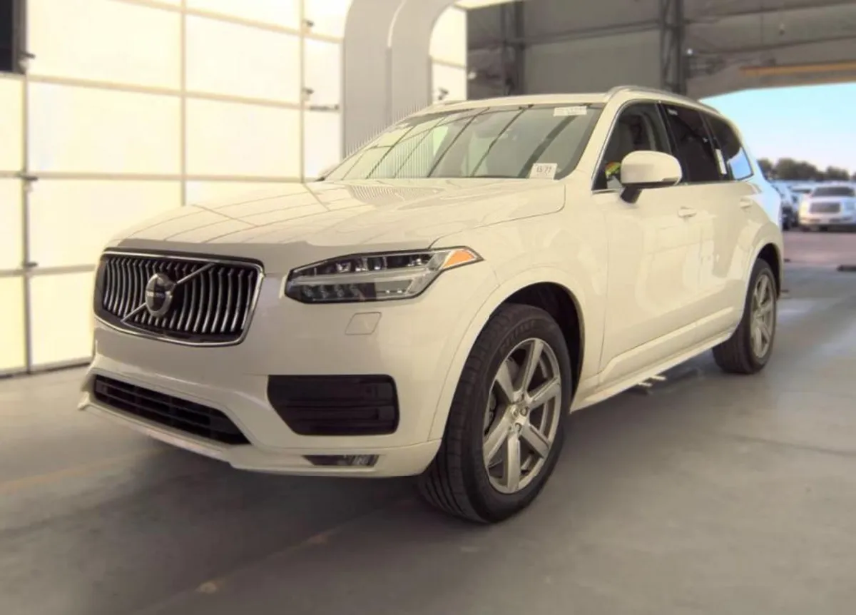 VOLVO XC90 B5 CORE 7-PASSENGER 2023