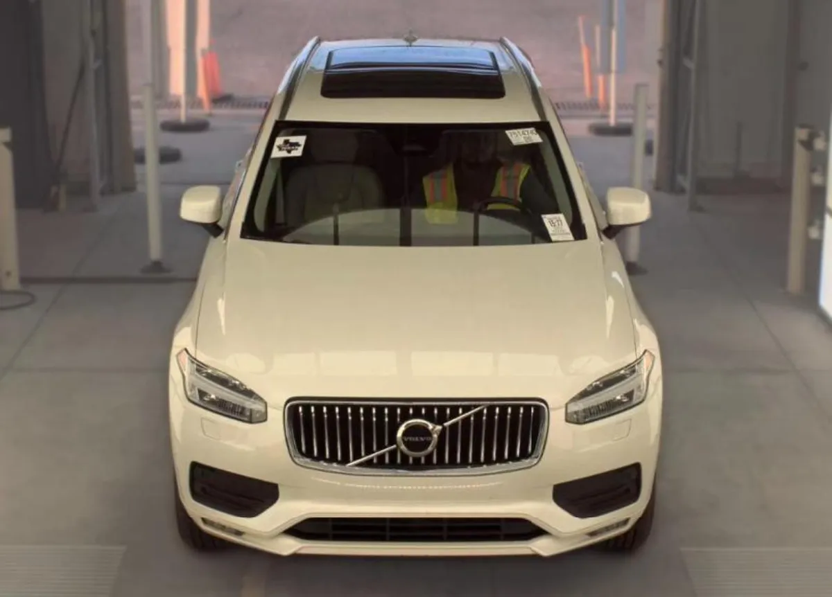 VOLVO XC90 B5 CORE 7-PASSENGER 2023