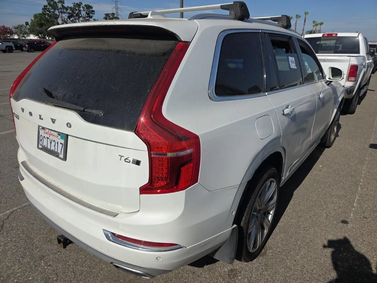 VOLVO XC90 T6 INSCRIPTION 7-PASSENGER 2017