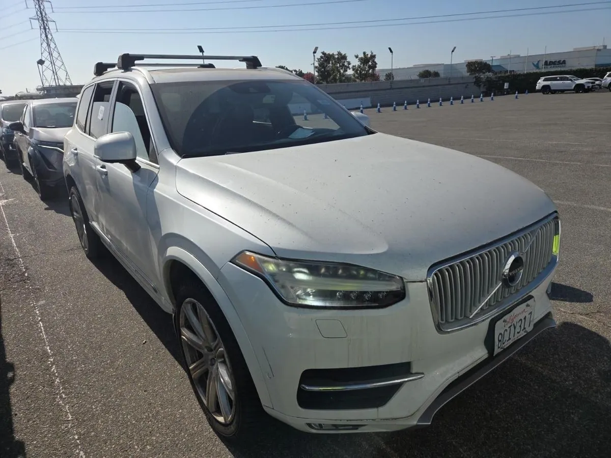 VOLVO XC90 T6 INSCRIPTION 7-PASSENGER 2017