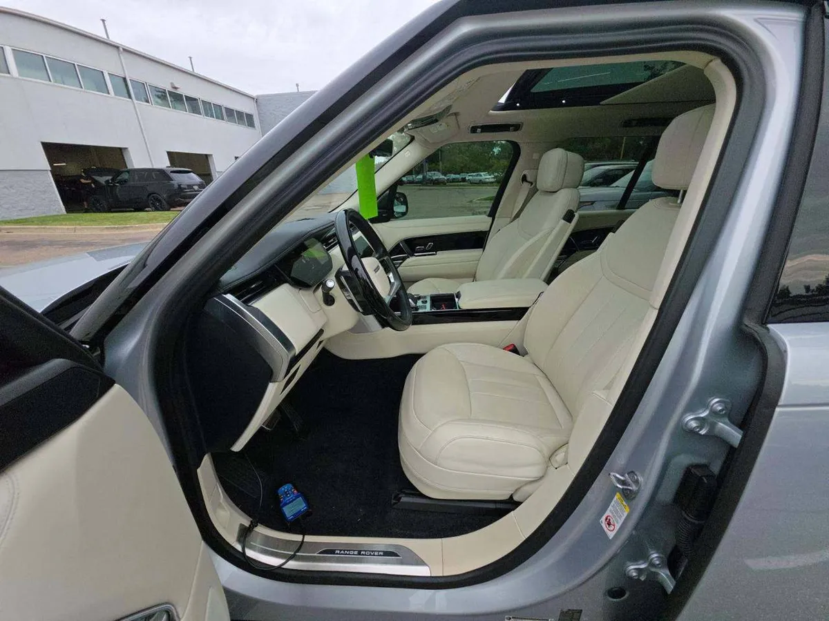 LAND ROVER ROVER RANGE ROVER SE 2023