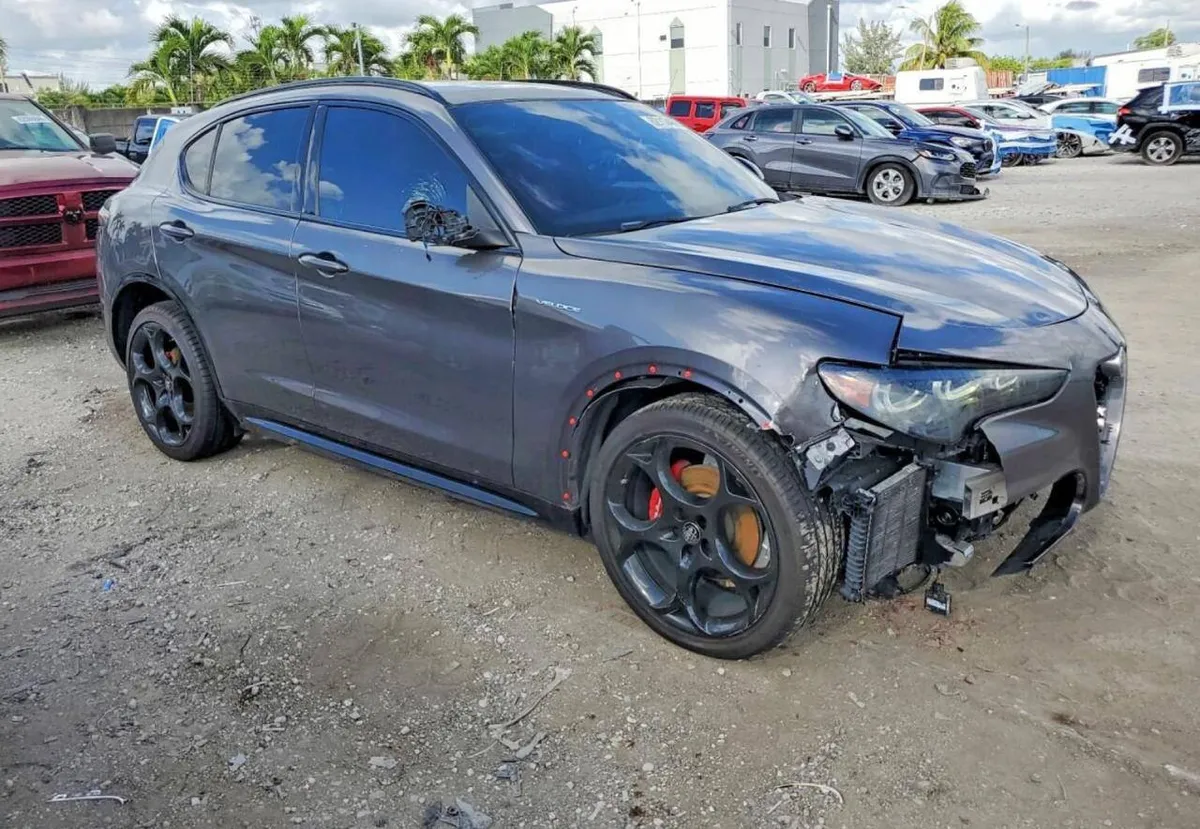 ALFA ROMEO STELVIO TI 2024