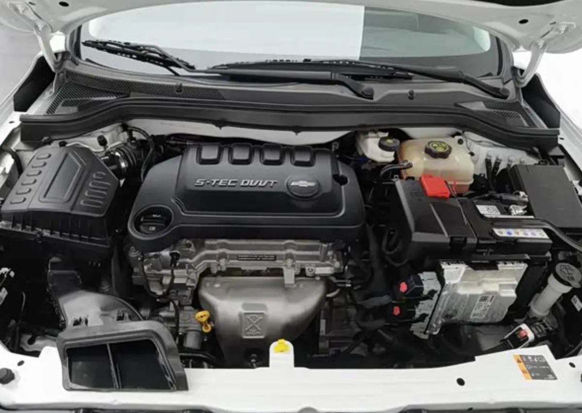 CHEVROLET CRUZE 2023