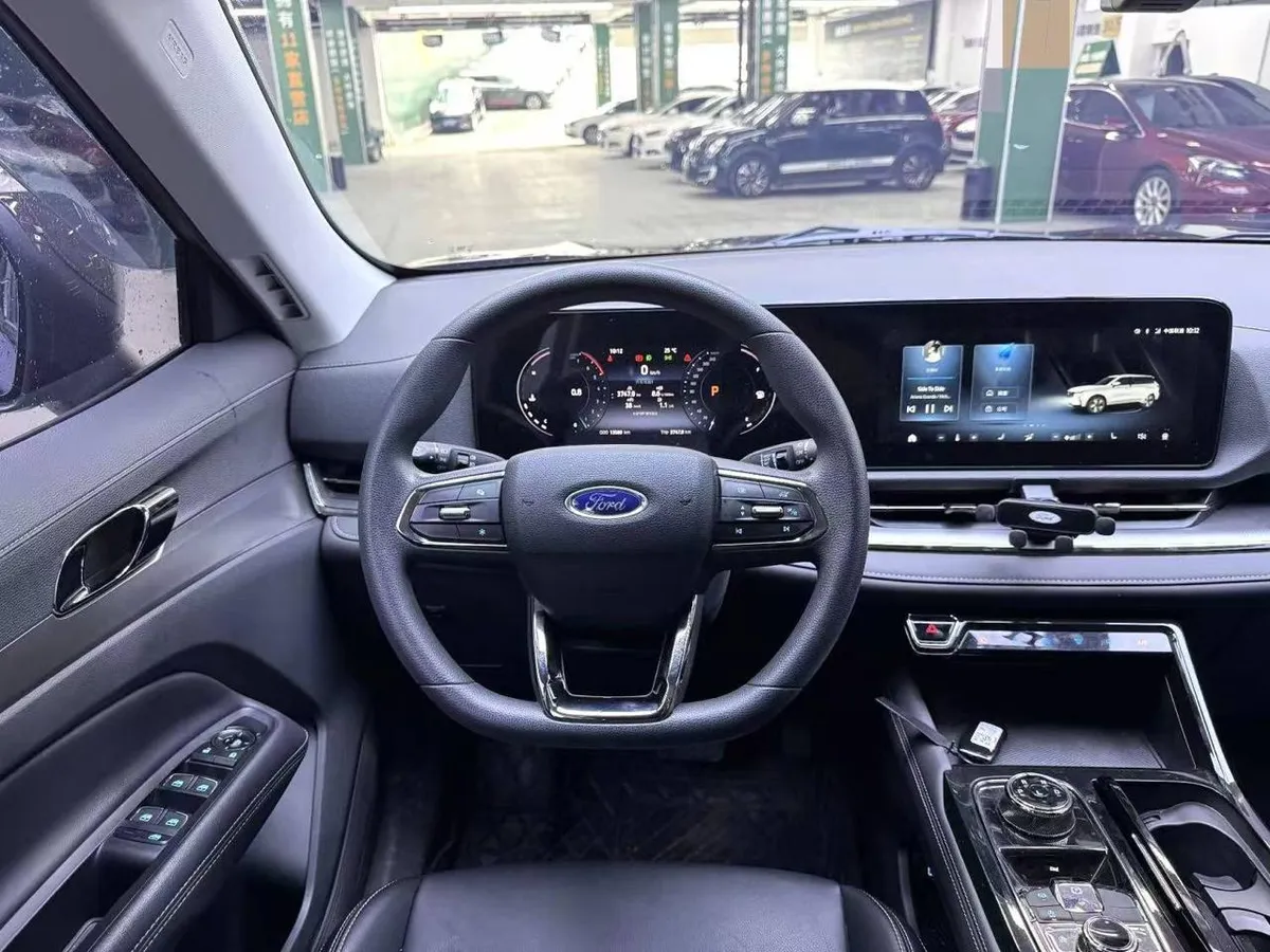 FORD EQUTOR SPORT 2023