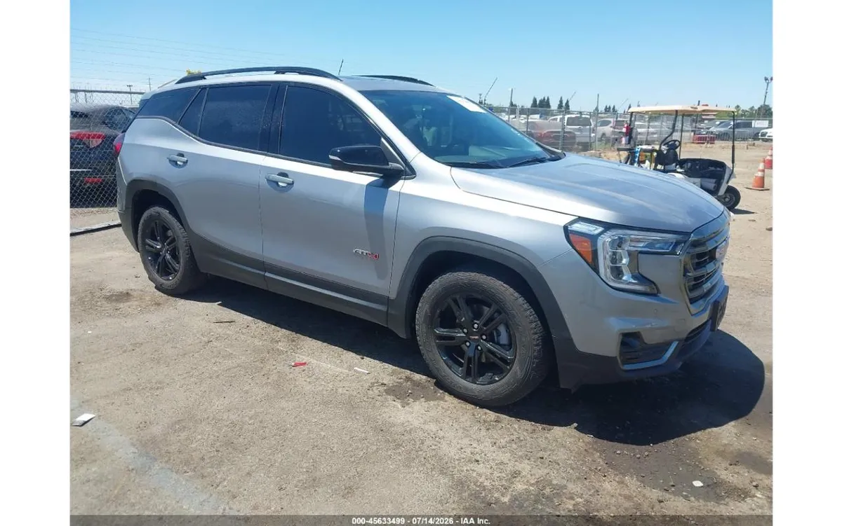 GMC TERRAIN AWD AT4 2024