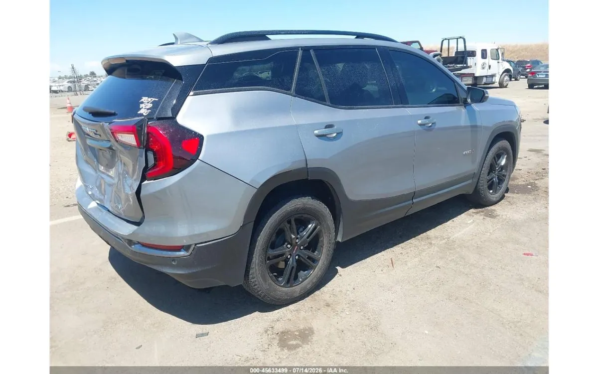 GMC TERRAIN AWD AT4 2024