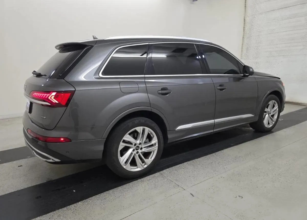 AUDI Q7 PREMIUM 2023