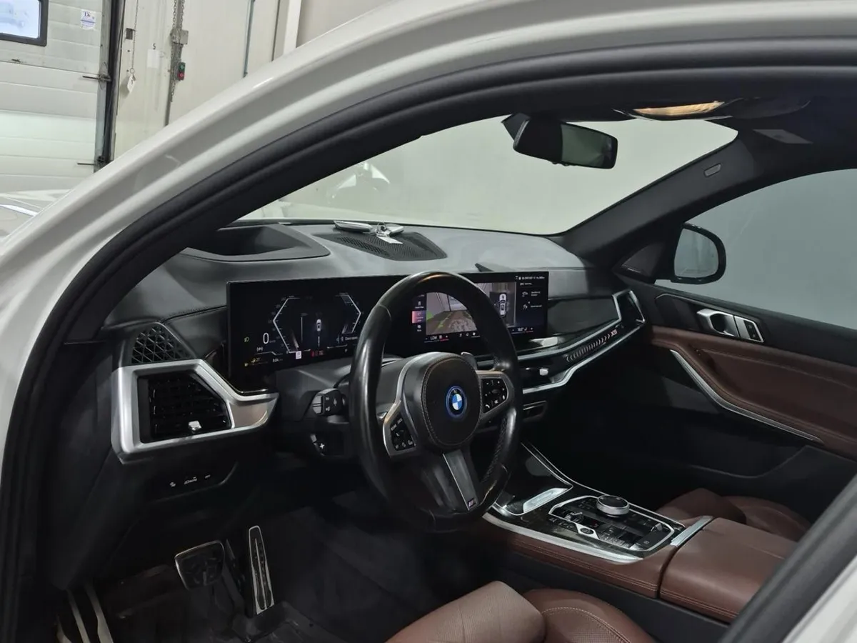 BMW X5 4-ЗОННЫЙ АВТОМАТИЧЕСКИЙ КЛИМАТ-КОНТРОЛЬ 2024