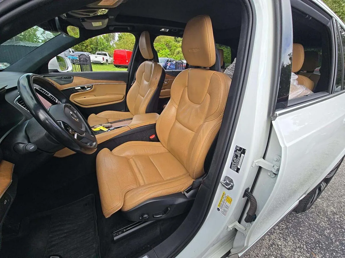 VOLVO XC90 T6 INSCRIPTION 7-PASSENGER 2020