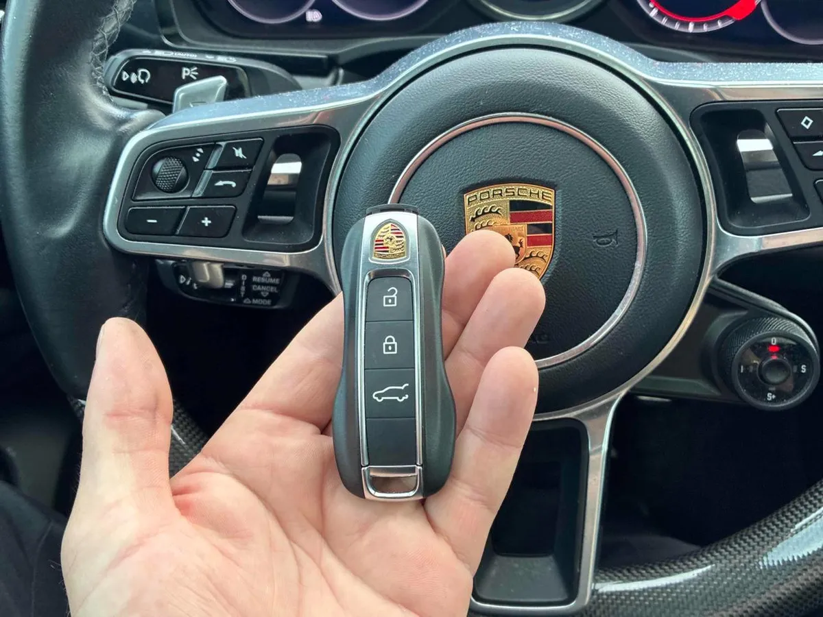 PORSCHE CAYENNE S 2023